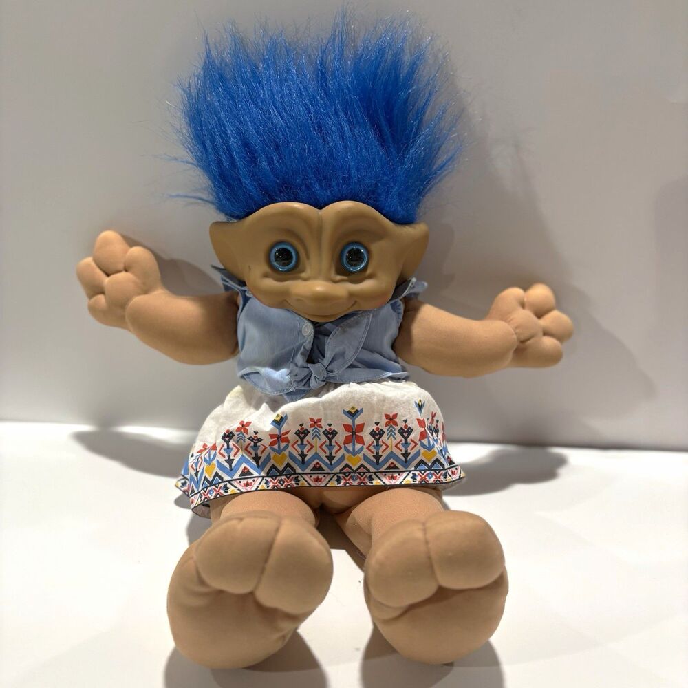 Treasure Trolls 1991 Troll Doll Doll Soft Body Plush Blue Hair & Eyes